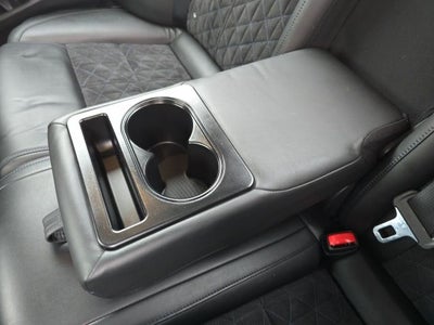 2017 Nissan Maxima SR