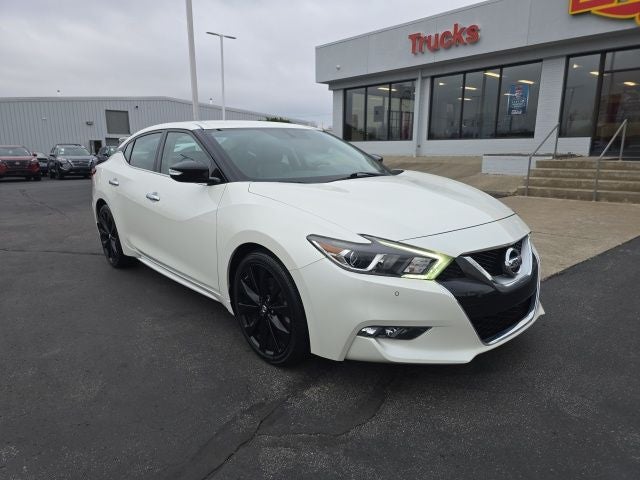 2017 Nissan Maxima SR