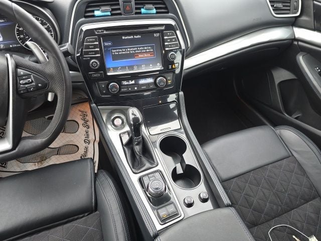 2017 Nissan Maxima SR