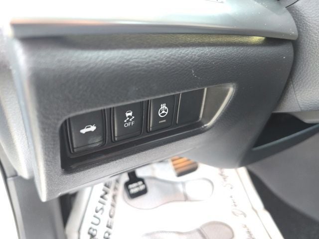 2017 Nissan Maxima SR