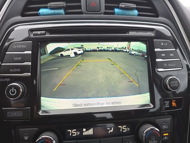 2017 Nissan Maxima SR