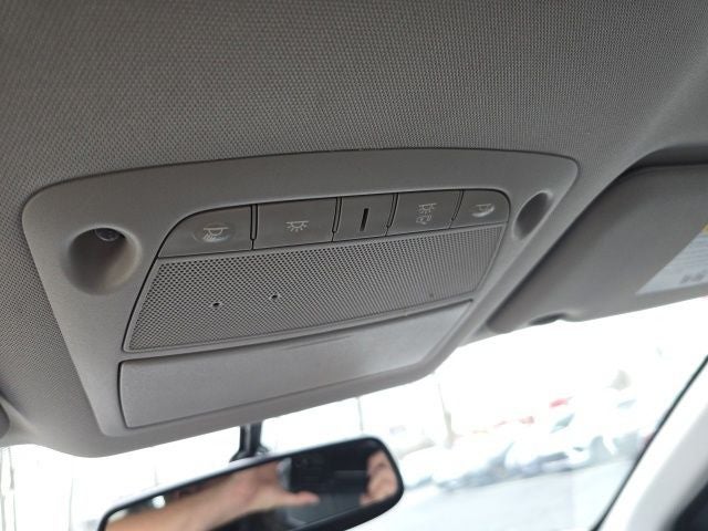 2017 Nissan Maxima SR