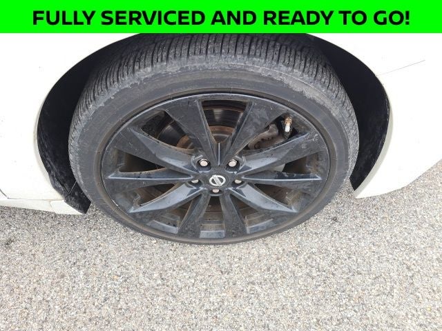 2017 Nissan Maxima SR