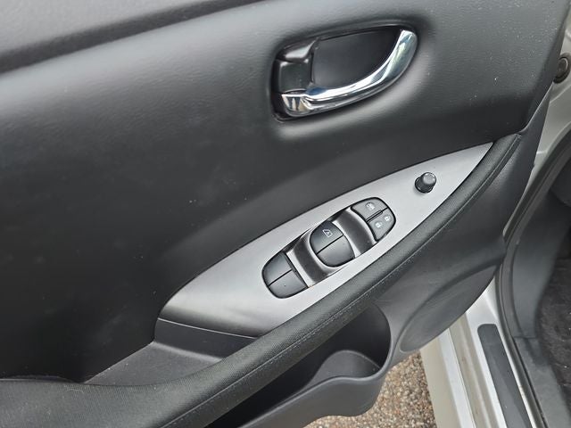 2024 Nissan Leaf S