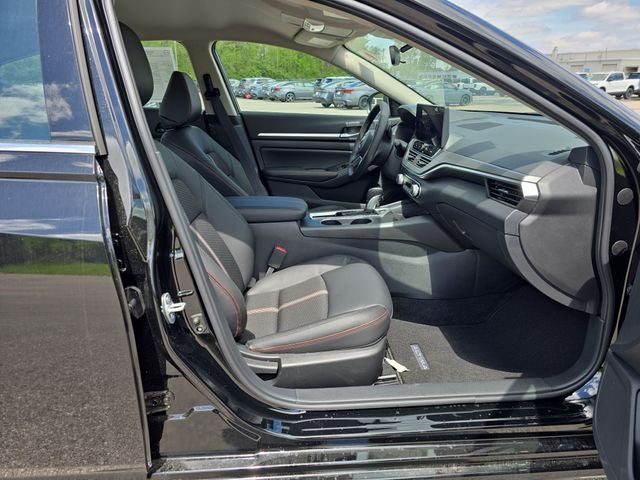 2026 Nissan Altima 2.5 SR