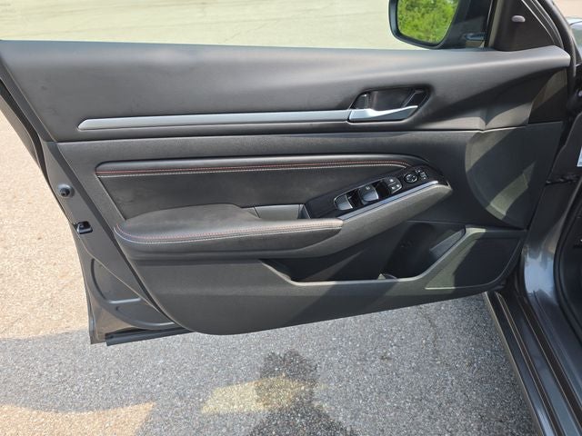 2023 Nissan Altima 2.5 SR PREMIUM