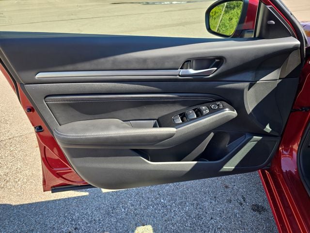 2023 Nissan Altima 2.5 SV PREMIUM