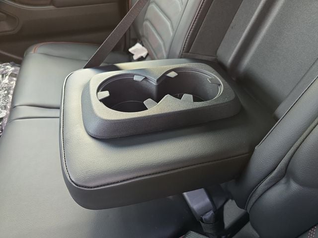 2026 Nissan Frontier PRO-4X with R Package