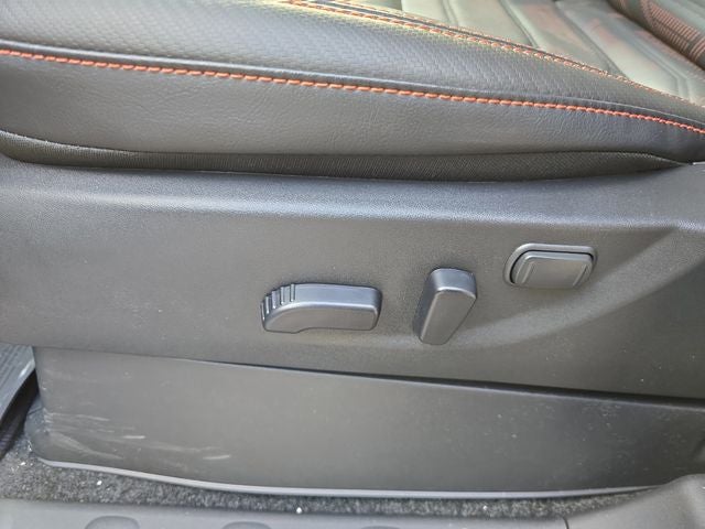 2026 Nissan Frontier PRO-4X with R Package