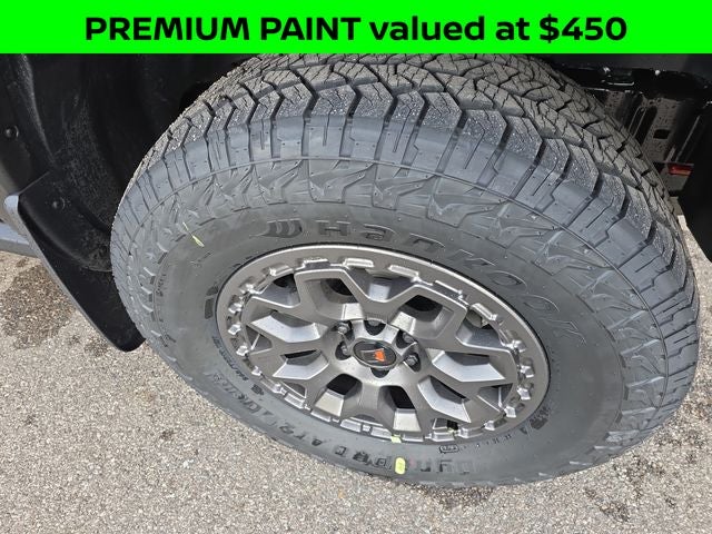 2026 Nissan Frontier PRO-4X with R Package