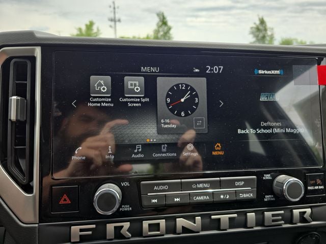 2026 Nissan Frontier SV