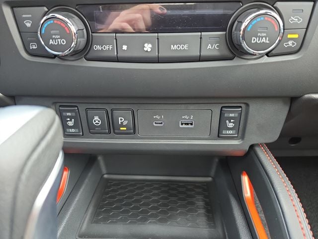 2026 Nissan Frontier PRO-4X with R Package