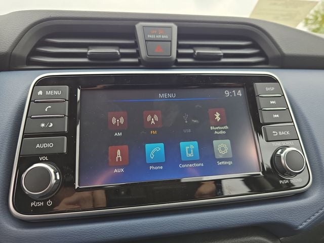 2025 Nissan Versa SV