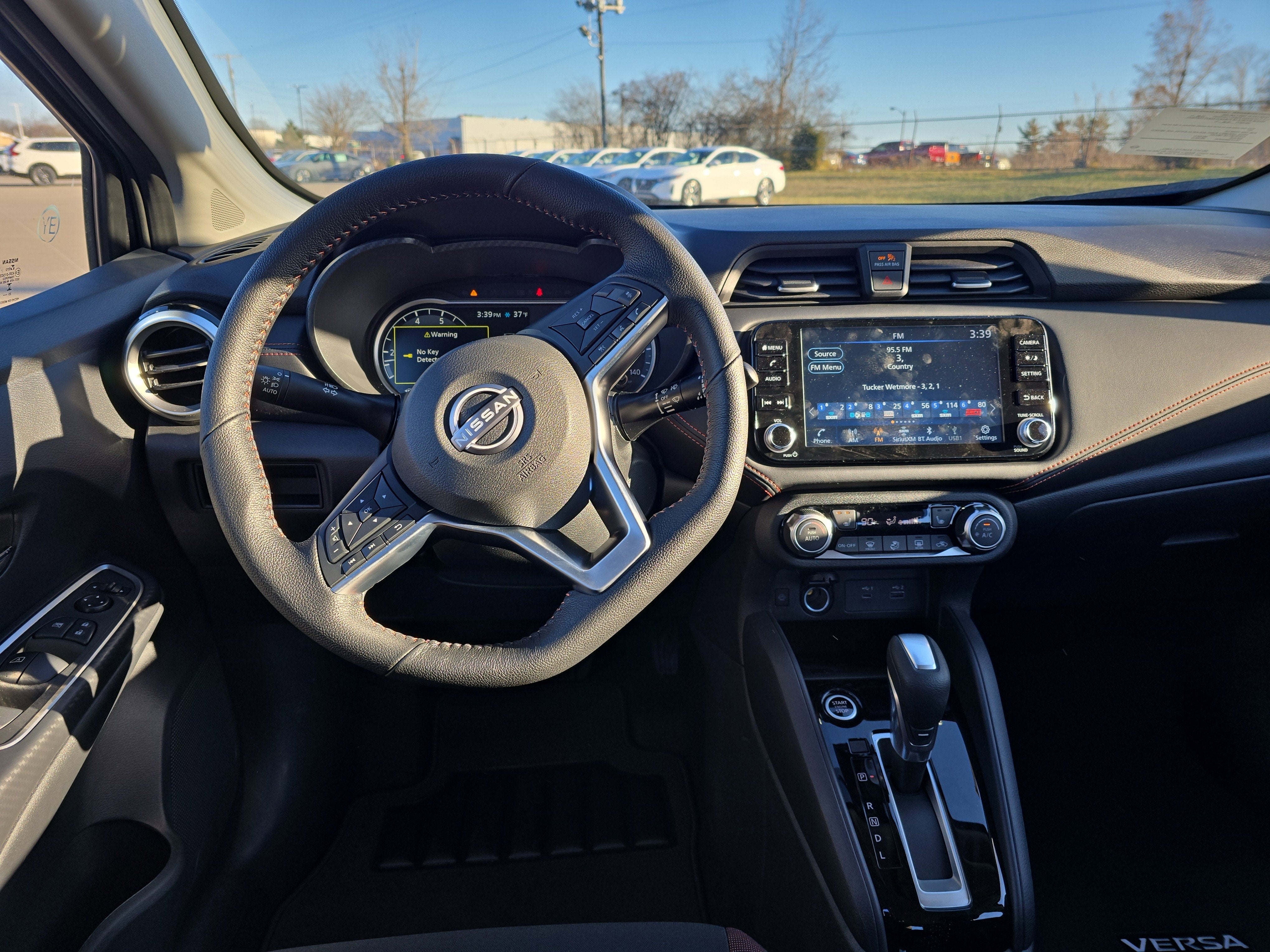 2025 Nissan Versa SR