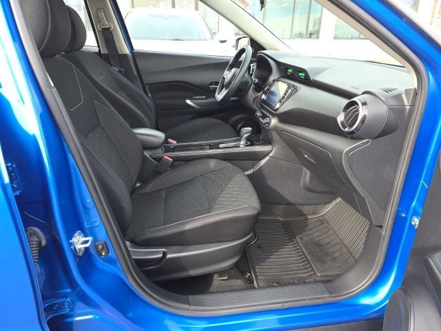 2022 Nissan Kicks SV