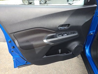 2022 Nissan Kicks SV