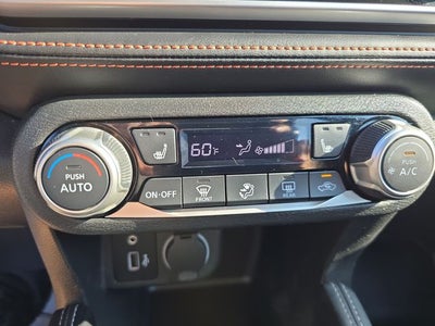 2020 Nissan Kicks SR