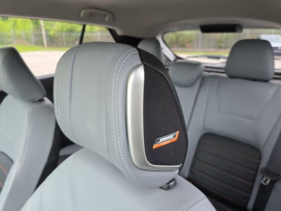 2022 Nissan Kicks SR