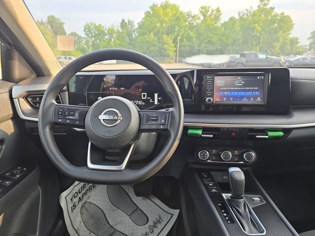 2025 Nissan Kicks S