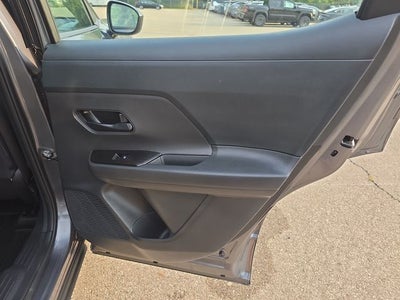 2025 Nissan Kicks S