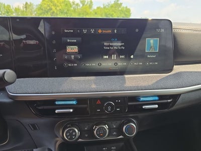 2025 Nissan Kicks SV PREMIUM