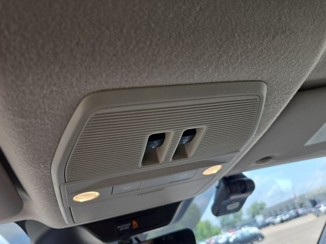 2025 Nissan Kicks SV PREMIUM