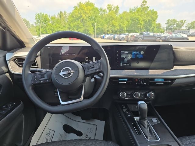 2025 Nissan Kicks SV PREMIUM