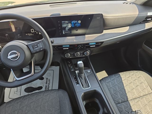2025 Nissan Kicks SV PREMIUM
