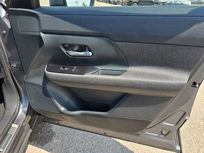2025 Nissan Kicks SV PREMIUM
