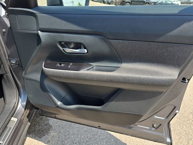 2025 Nissan Kicks SV PREMIUM