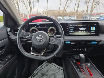 2025 Nissan Kicks SR