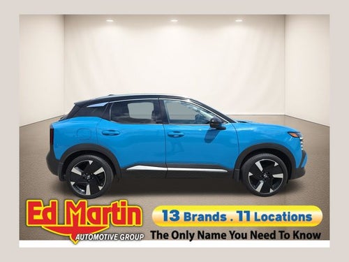 2025 Nissan Kicks SR