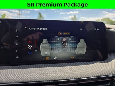 2025 Nissan Kicks SR