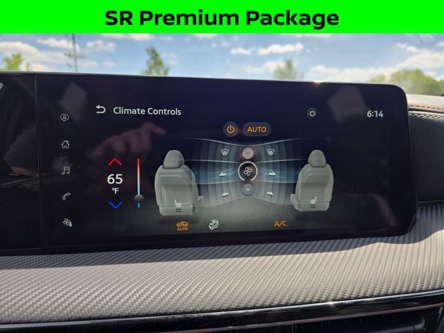 2025 Nissan Kicks SR
