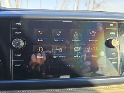 2024 Volkswagen Taos SE