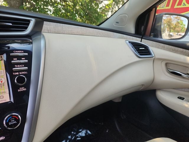 2023 Nissan Murano SL