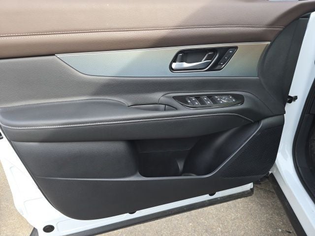 2025 Nissan Murano Platinum