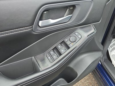 2025 Nissan Rogue SV PREMIUM