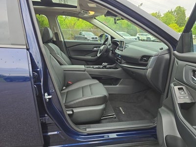2025 Nissan Rogue SV PREMIUM