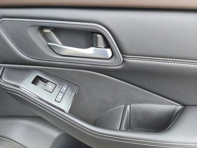 2023 Nissan Rogue SV PREMIUM