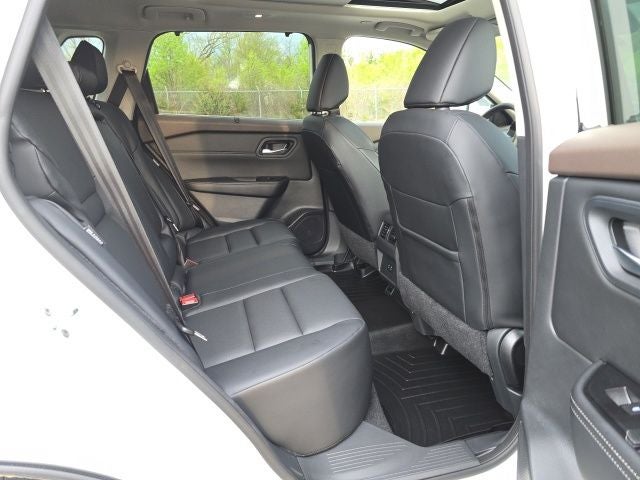 2023 Nissan Rogue SV PREMIUM