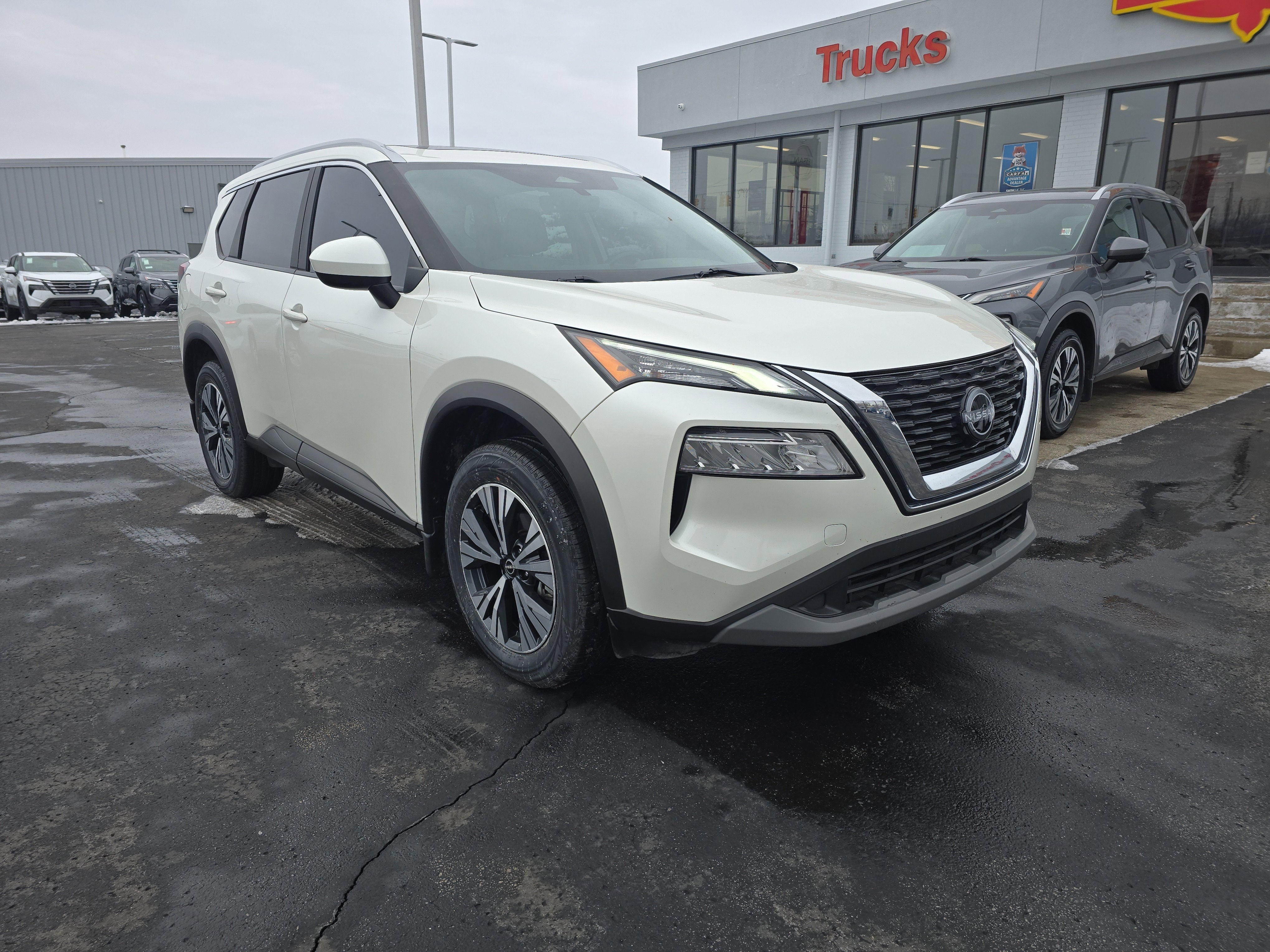 2023 Nissan Rogue SV