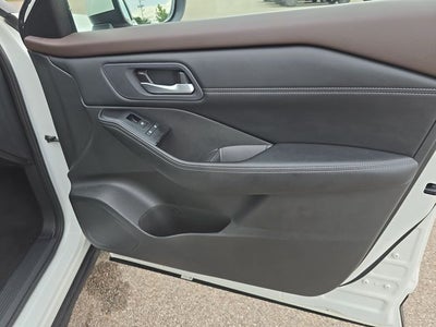 2023 Nissan Rogue SV PREMIUM
