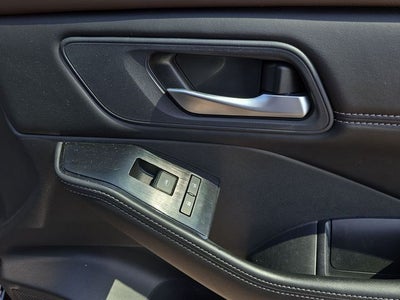 2023 Nissan Rogue SV PREMIUM