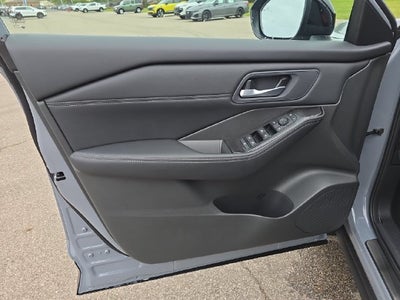 2027 Nissan Rogue Dark Armor