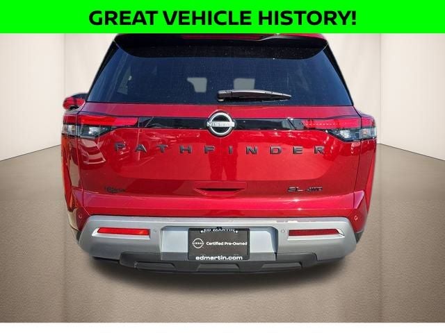 2025 Nissan Pathfinder SL