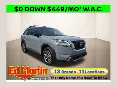 2022 Nissan Pathfinder SL