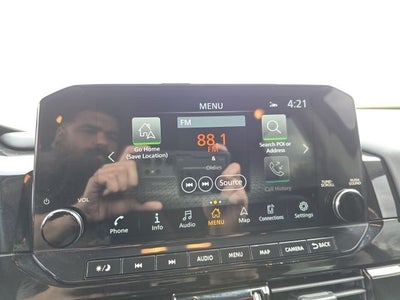 2022 Nissan Pathfinder SL