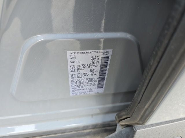 2022 Nissan Pathfinder SL