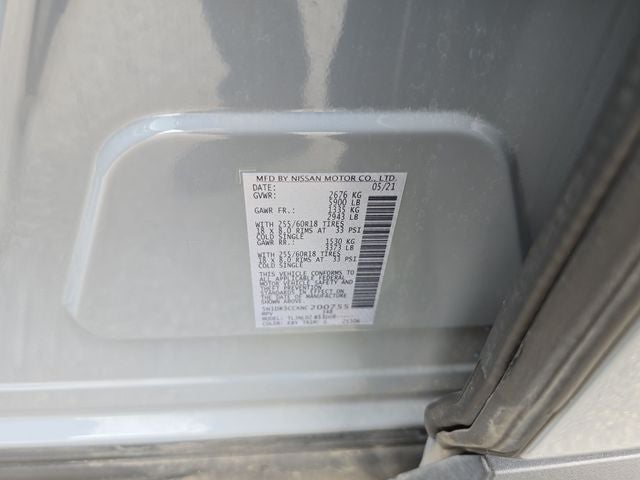 2022 Nissan Pathfinder SL
